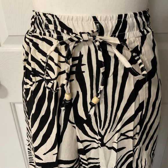 Rachel Zoe Plus Linen Blend Drawstring Cargo Joggers Size 1X Black/Khaki - Picture 2 of 11